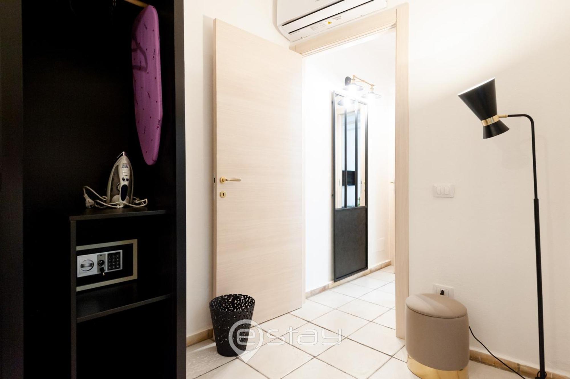 Apartamento Charm In Siotto Pintor Cagliari Exterior foto